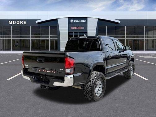 Midnight Black Metallic 2018 Toyota Tacoma SR5