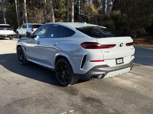 2025 BMW X6 xDrive40i
