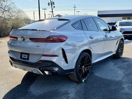 2025 BMW X6 xDrive40i