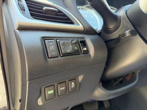 2017 Nissan Sentra SR