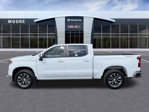 Summit White 2022 Chevrolet Silverado 1500 LT