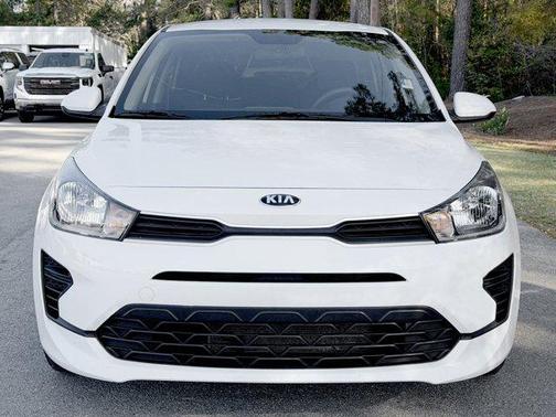Clear White 2021 Kia Rio LX