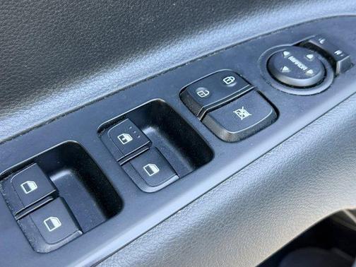 Clear White 2021 Kia Rio LX