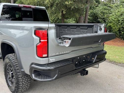 2025 Chevrolet Silverado 2500 ZR2
