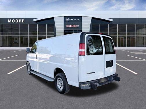2024 Chevrolet Express 2500 Work Van