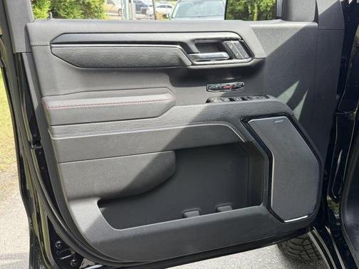 Onyx Black 2024 GMC Sierra 1500 AT4X