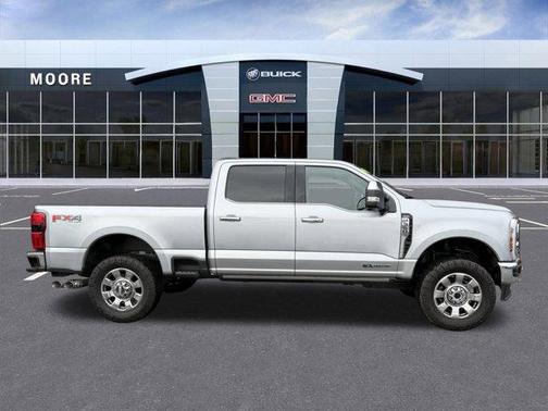 2024 Ford F-350 Lariat Super Duty