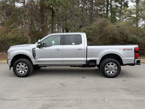 2024 Ford F-350 Lariat Super Duty