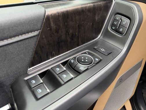 2024 Ford F-350 Lariat Super Duty