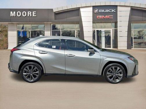 2022 Lexus UX 250h F Sport