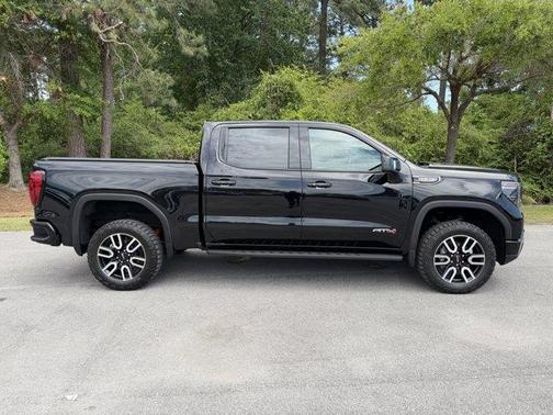 Onyx Black 2024 GMC Sierra 1500 AT4