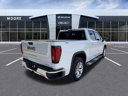 Summit White 2023 GMC Sierra 1500 SLT