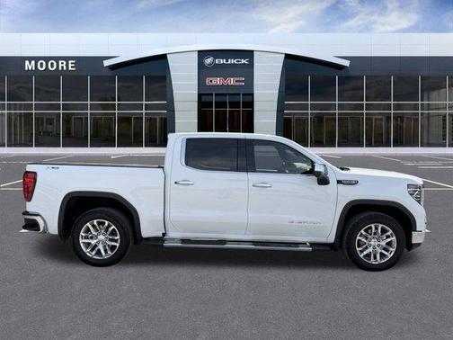 Summit White 2023 GMC Sierra 1500 SLT