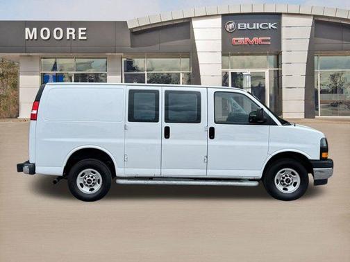 2023 GMC Savana 2500 Work Van