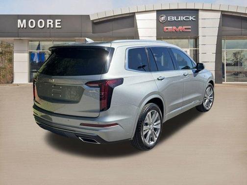 2025 Cadillac XT6 Premium Luxury FWD