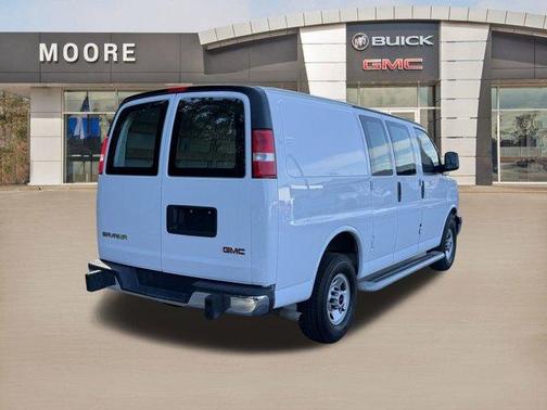 2023 GMC Savana 2500 Work Van