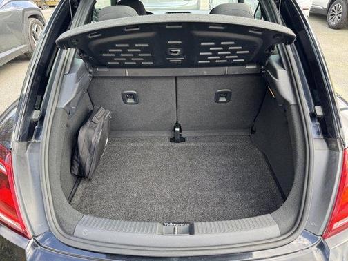 2017 Volkswagen Beetle 1.8T S
