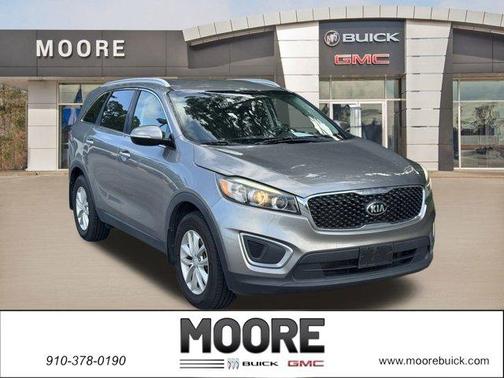 2017 Kia Sorento LX