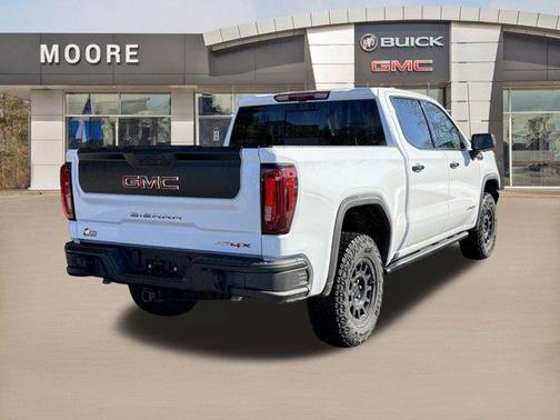 2025 GMC Sierra 1500 AT4X