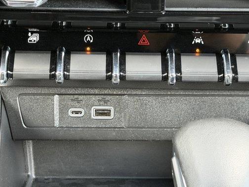 Sterling 2023 GMC Canyon AT4