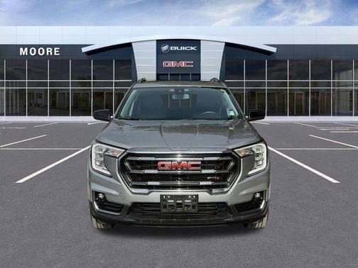 2024 GMC Terrain AT4