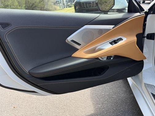 2024 Chevrolet Corvette Stingray w/2LT