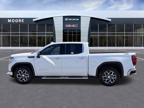 Summit White 2023 GMC Sierra 1500 SLT