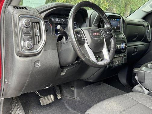 2020 GMC Sierra 1500 SLE