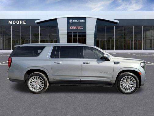2023 GMC Yukon XL SLT
