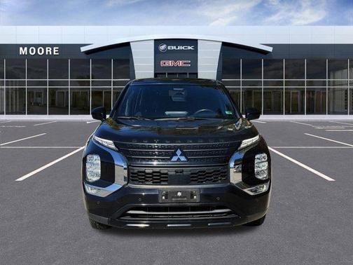 2023 Mitsubishi Outlander SE Black Edition