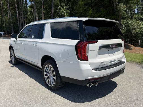 White Frost Tri-Coat 2021 GMC Yukon XL Denali