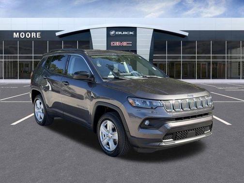 Granite Crystal Clearcoat Metallic 2022 Jeep Compass Latitude