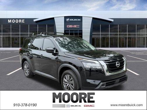 Black 2025 Nissan Pathfinder SV