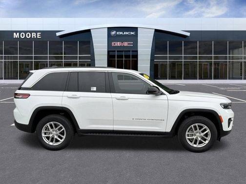 2024 Jeep Grand Cherokee Laredo X