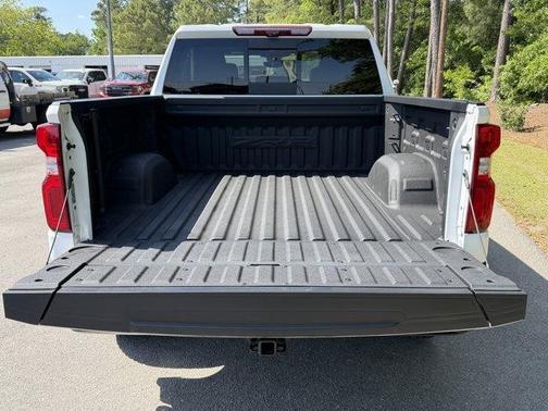 Summit White 2024 Chevrolet Silverado 1500 ZR2