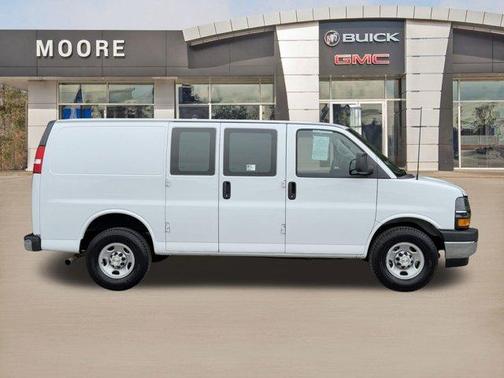 2024 Chevrolet Express 2500 Work Van