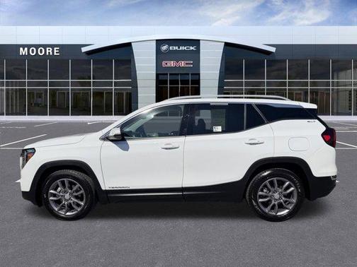 Summit White 2023 GMC Terrain SLT