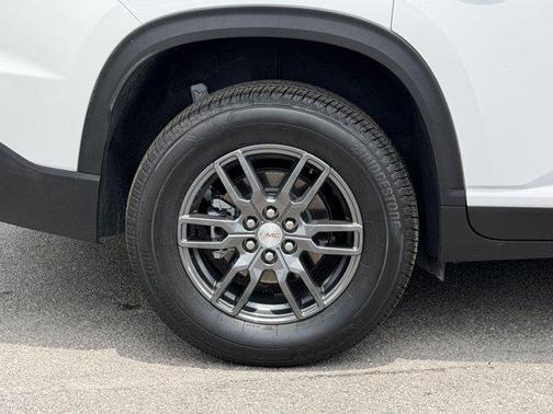 Summit White 2025 GMC Acadia Elevation