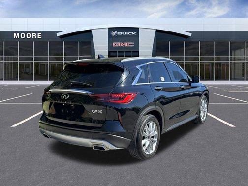 2022 INFINITI QX50 Luxe