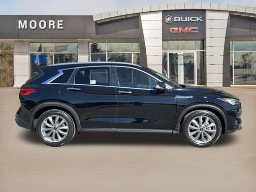 2022 INFINITI QX50 Luxe