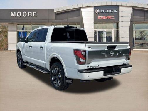 2023 Nissan Titan Platinum Reserve