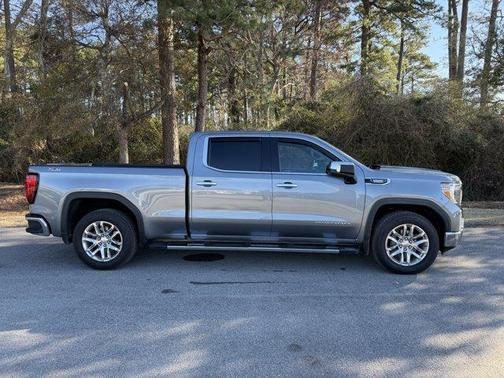 2022 GMC Sierra 1500 Limited SLT
