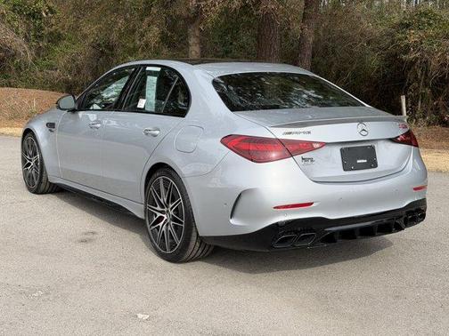 2025 Mercedes-Benz AMG C 63 S E Performance