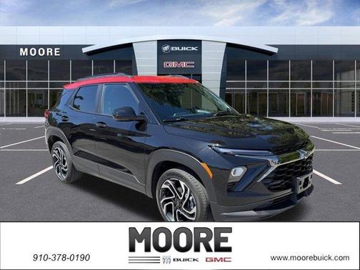 Mosaic Black Metallic 2026 Chevrolet Trailblazer RS