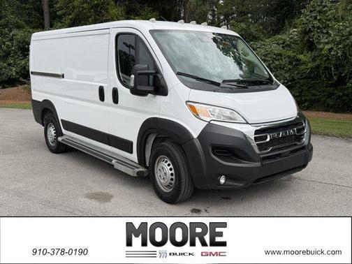 Bright White Clearcoat 2025 RAM ProMaster 2500 Base
