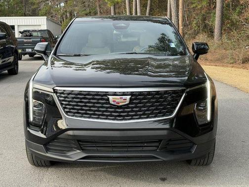 2024 Cadillac XT4 Luxury