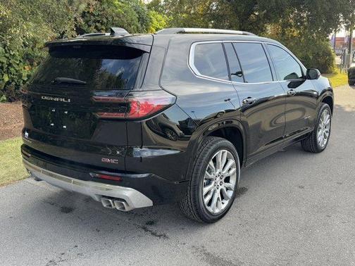 2026 GMC Acadia FWD Denali