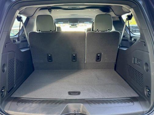 2025 GMC Yukon XL Elevation