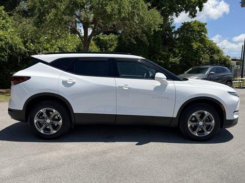 Summit White 2023 Chevrolet Blazer 2LT