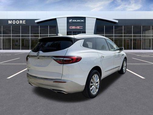 2020 Buick Enclave Essence